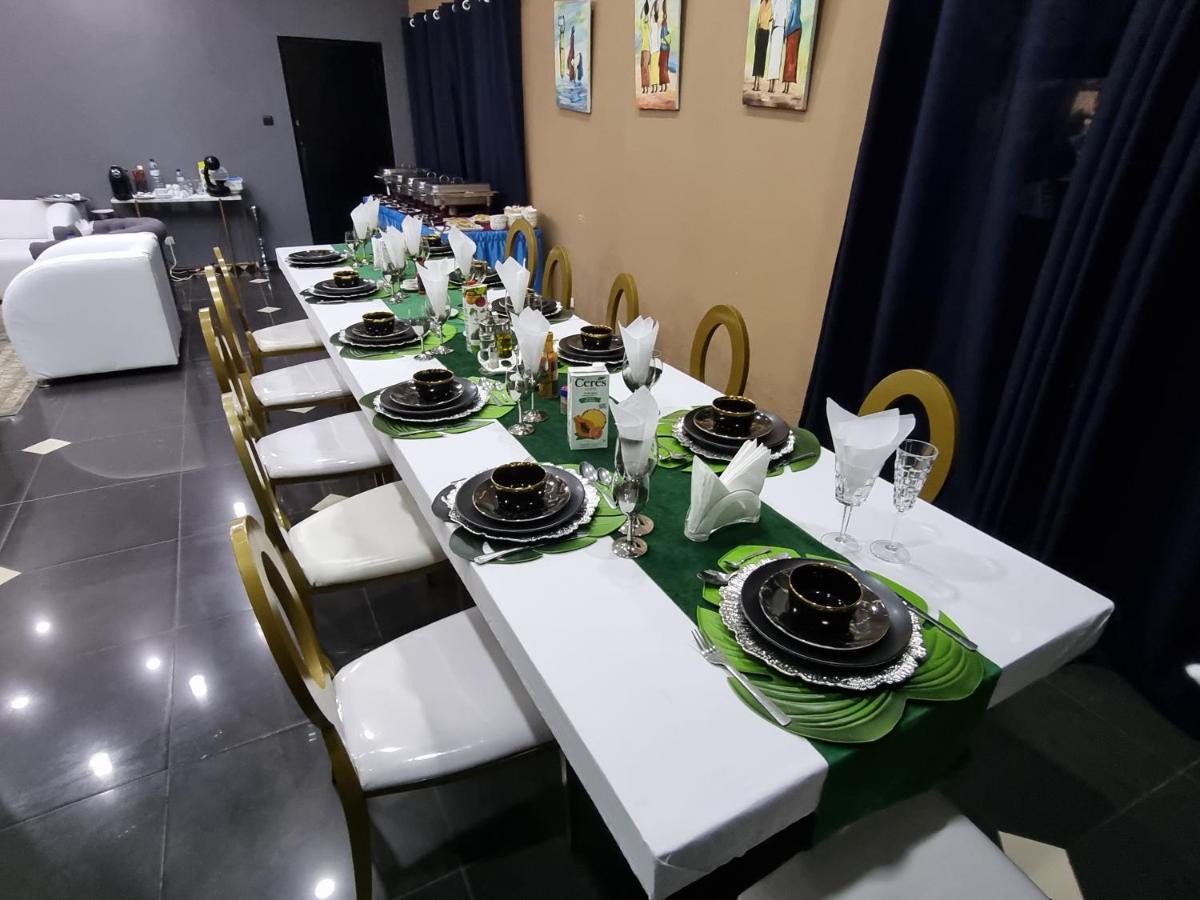 Milpark Hotel Cafumpe エクステリア 写真